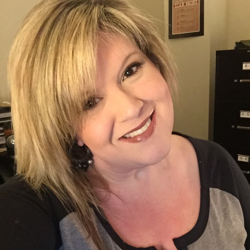 Meet your Posher, Jennifer